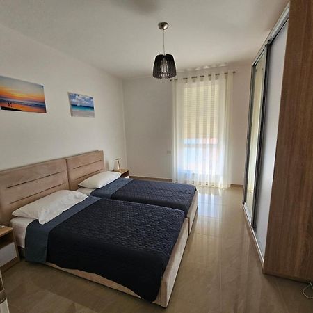 La Dolce Vita Durrës 外观 照片