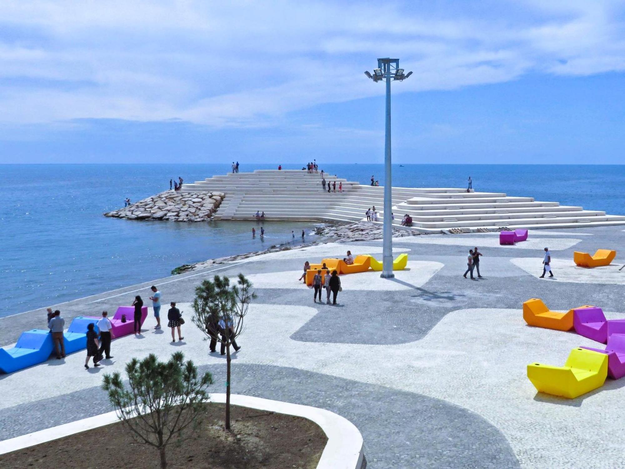 La Dolce Vita Durrës 外观 照片